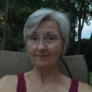 Meet your Posher, Angela